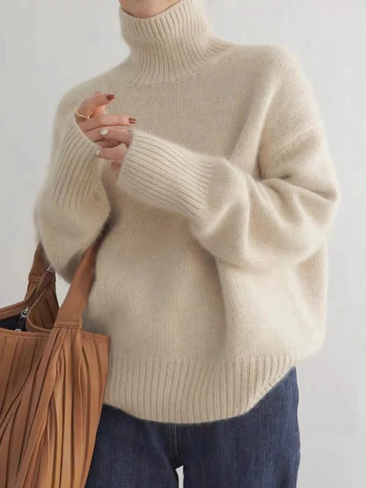 Britt - Cozy Turtleneck Sweater
