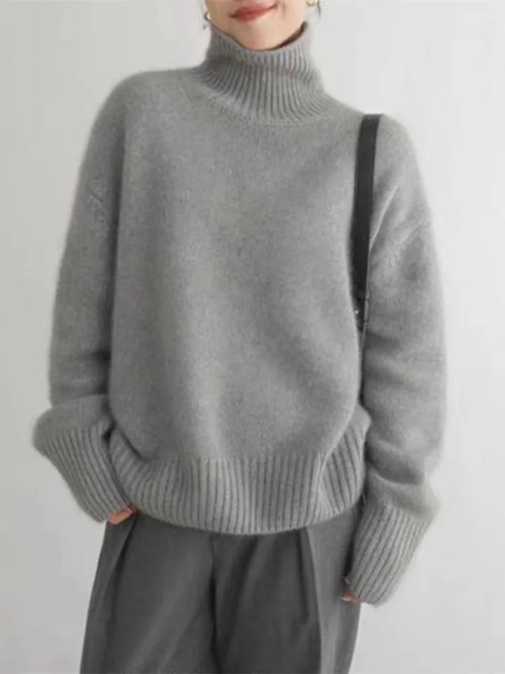 Britt - Cozy Turtleneck Sweater
